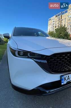Внедорожник / Кроссовер Mazda CX-5 2023 в 