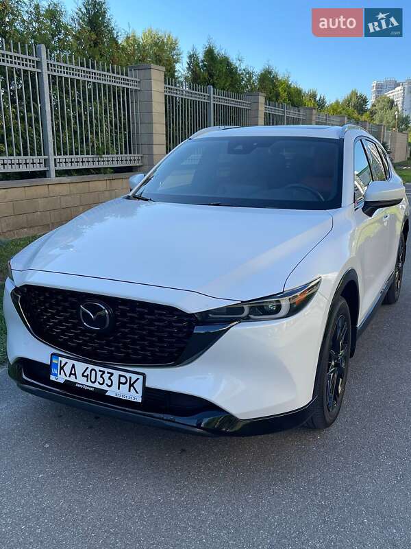 Внедорожник / Кроссовер Mazda CX-5 2023 в 