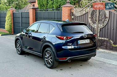 Внедорожник / Кроссовер Mazda CX-5 2017 в 