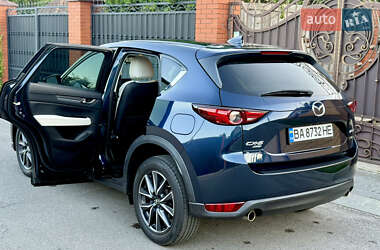 Внедорожник / Кроссовер Mazda CX-5 2017 в 