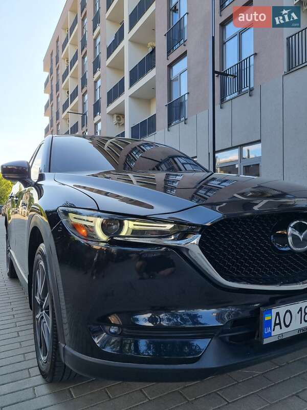 Внедорожник / Кроссовер Mazda CX-5 2018 в Ужгороде
