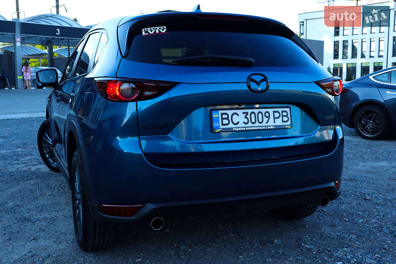 Внедорожник / Кроссовер Mazda CX-5 2017 в Львове