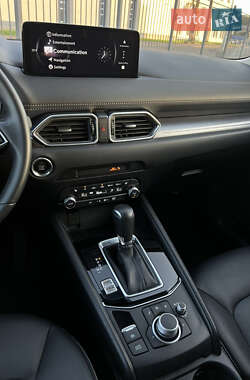 Внедорожник / Кроссовер Mazda CX-5 2024 в 