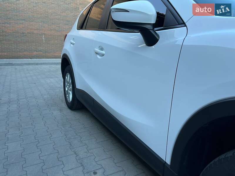 Внедорожник / Кроссовер Mazda CX-5 2015 в Казатине