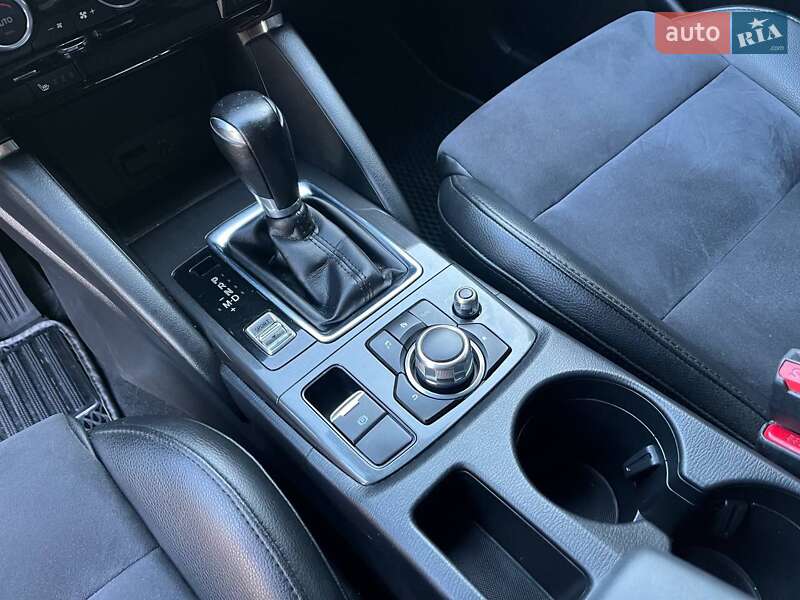 Внедорожник / Кроссовер Mazda CX-5 2015 в Казатине