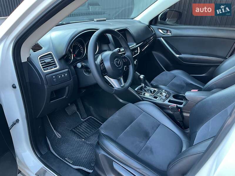 Внедорожник / Кроссовер Mazda CX-5 2015 в Казатине