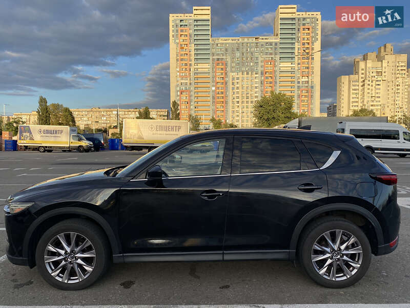 Внедорожник / Кроссовер Mazda CX-5 2019 в Киеве