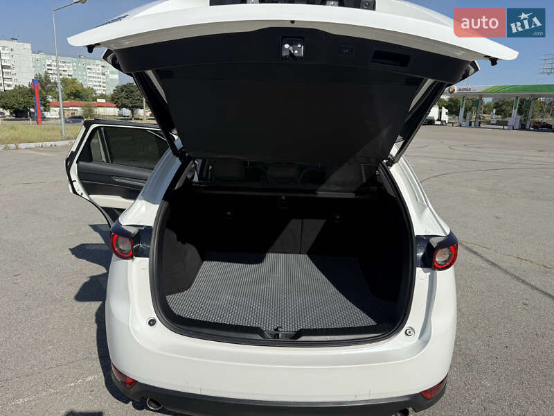 Внедорожник / Кроссовер Mazda CX-5 2019 в Запорожье
