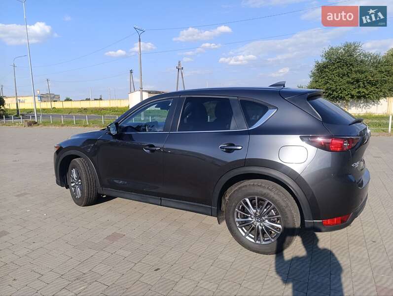Внедорожник / Кроссовер Mazda CX-5 2017 в Владимире