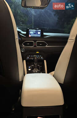 Внедорожник / Кроссовер Mazda CX-5 2020 в 