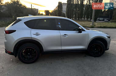 Внедорожник / Кроссовер Mazda CX-5 2017 в 