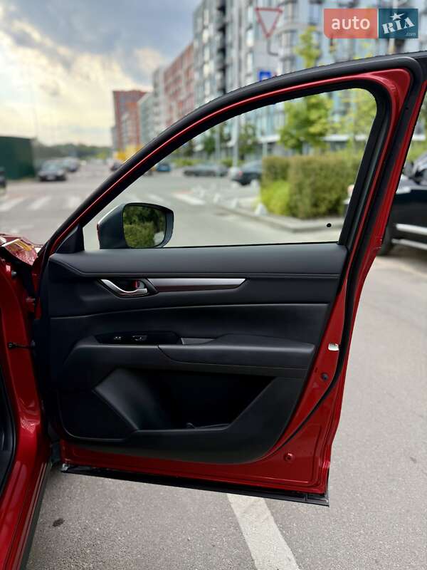 Внедорожник / Кроссовер Mazda CX-5 2024 в Киеве