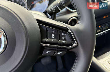 Внедорожник / Кроссовер Mazda CX-5 2023 в 