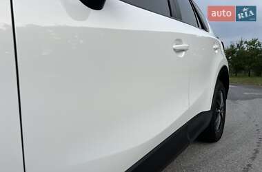 Позашляховик / Кросовер Mazda CX-5 2015 в 