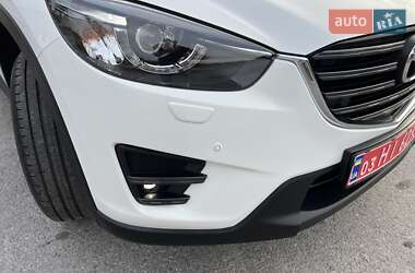 Позашляховик / Кросовер Mazda CX-5 2015 в 