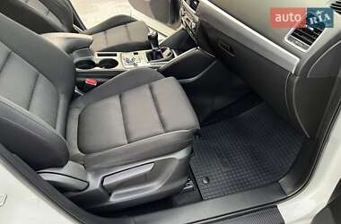 Позашляховик / Кросовер Mazda CX-5 2015 в 
