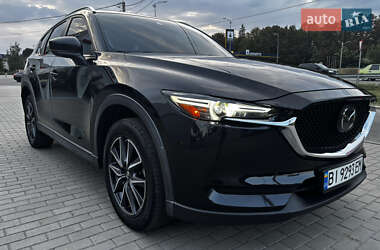 Внедорожник / Кроссовер Mazda CX-5 2017 в 