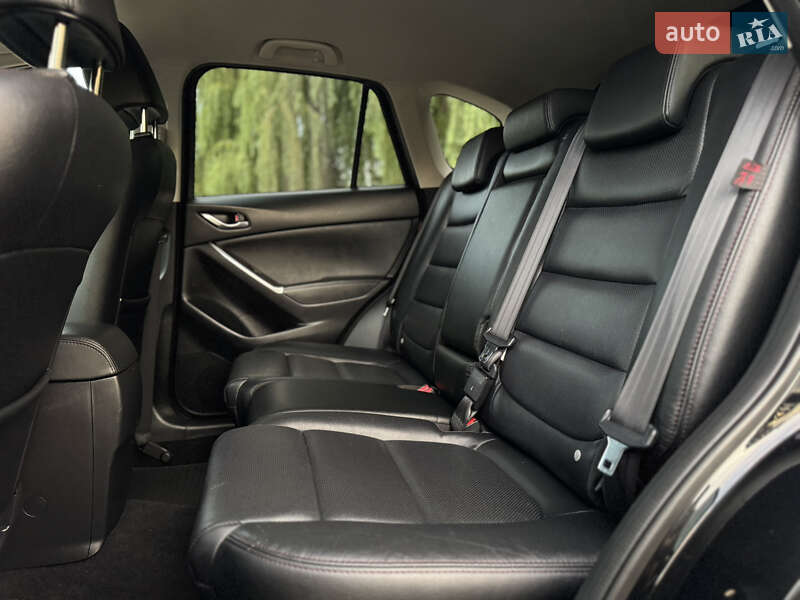 Позашляховик / Кросовер Mazda CX-5 2016 в Луцьку