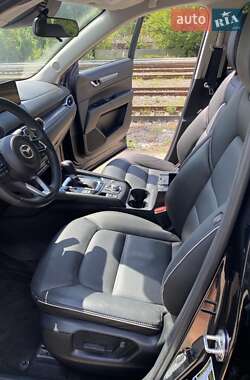 Позашляховик / Кросовер Mazda CX-5 2024 в 
