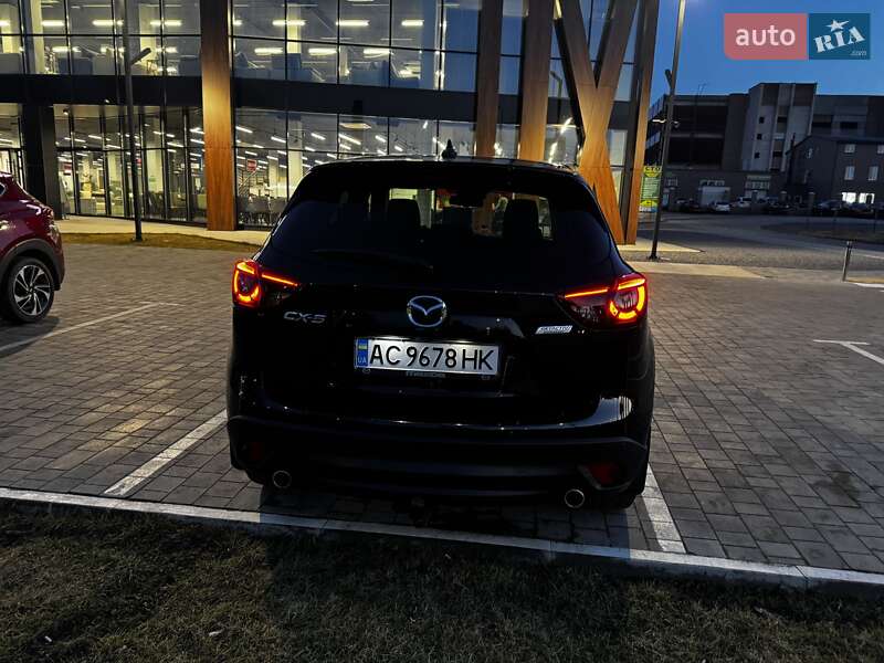 Позашляховик / Кросовер Mazda CX-5 2015 в Володимирі