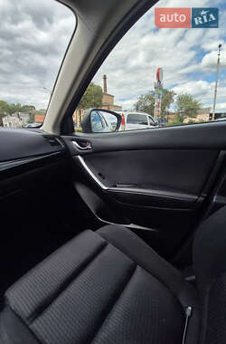Позашляховик / Кросовер Mazda CX-5 2013 в 