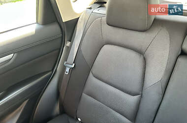 Внедорожник / Кроссовер Mazda CX-5 2018 в 