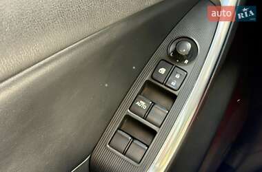 Позашляховик / Кросовер Mazda CX-5 2014 в 