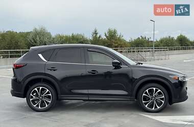 Позашляховик / Кросовер Mazda CX-5 2022 в 