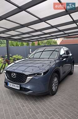 Внедорожник / Кроссовер Mazda CX-5 2023 в 
