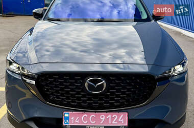 Позашляховик / Кросовер Mazda CX-5 2023 в 