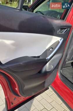 Внедорожник / Кроссовер Mazda CX-5 2015 в 