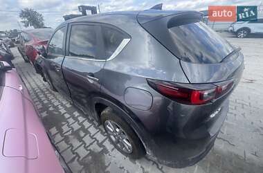 Позашляховик / Кросовер Mazda CX-5 2022 в 