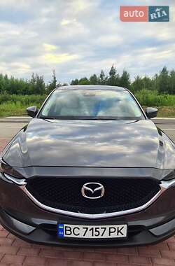Внедорожник / Кроссовер Mazda CX-5 2017 в 