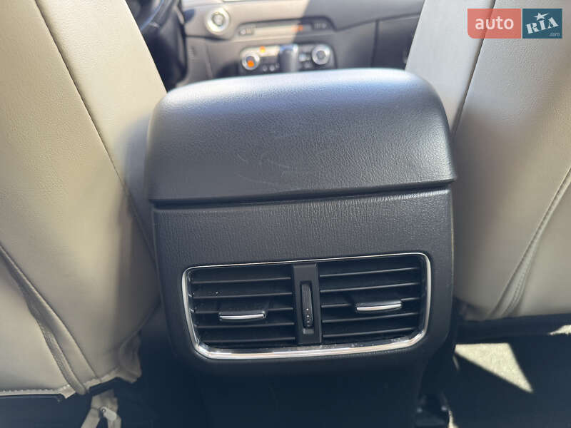 Позашляховик / Кросовер Mazda CX-5 2017 в Києві