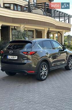 Позашляховик / Кросовер Mazda CX-5 2021 в 