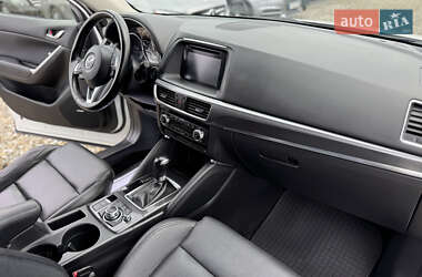 Внедорожник / Кроссовер Mazda CX-5 2015 в 