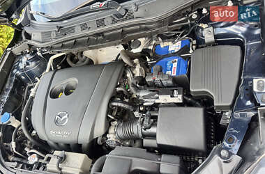 Внедорожник / Кроссовер Mazda CX-5 2015 в 