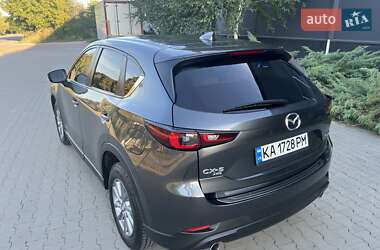 Внедорожник / Кроссовер Mazda CX-5 2023 в 
