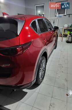 Внедорожник / Кроссовер Mazda CX-5 2017 в 