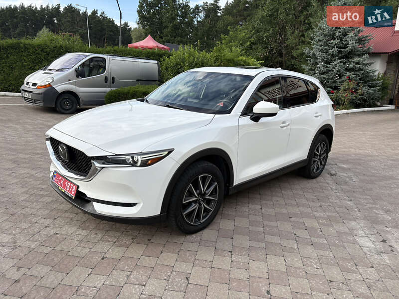 Внедорожник / Кроссовер Mazda CX-5 2017 в 