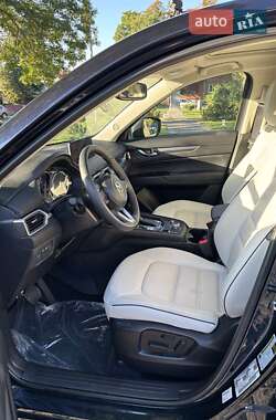 Позашляховик / Кросовер Mazda CX-5 2024 в 