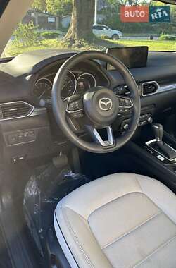 Позашляховик / Кросовер Mazda CX-5 2024 в 