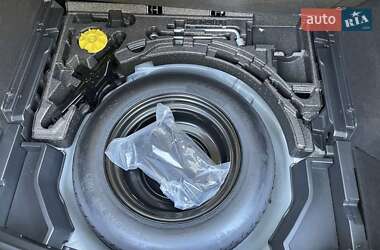 Позашляховик / Кросовер Mazda CX-5 2024 в 