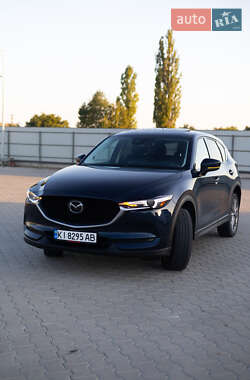 Позашляховик / Кросовер Mazda CX-5 2020 в 