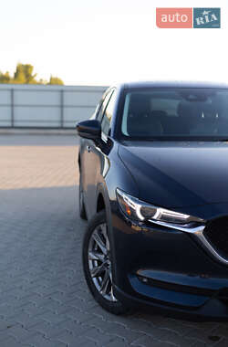 Позашляховик / Кросовер Mazda CX-5 2020 в 