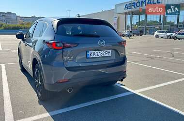 Позашляховик / Кросовер Mazda CX-5 2023 в 