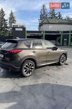 Позашляховик / Кросовер Mazda CX-5 2015 в 