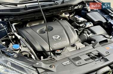 Позашляховик / Кросовер Mazda CX-5 2016 в 