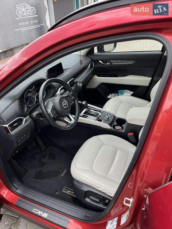 Внедорожник / Кроссовер Mazda CX-5 2018 в Черновцах