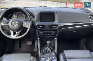 Позашляховик / Кросовер Mazda CX-5 2016 в 